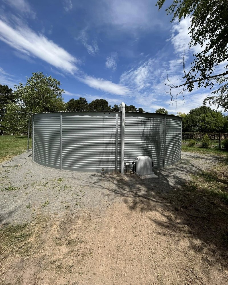 Rainwater Tank And Pump — Brock Plumbing
